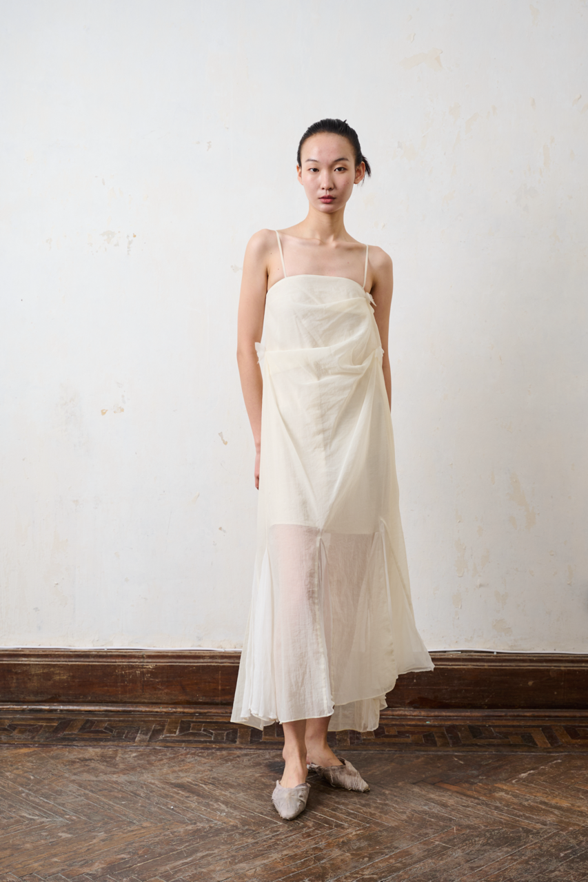 YUXUAN GIA White Layered Butterfly Mist Dress