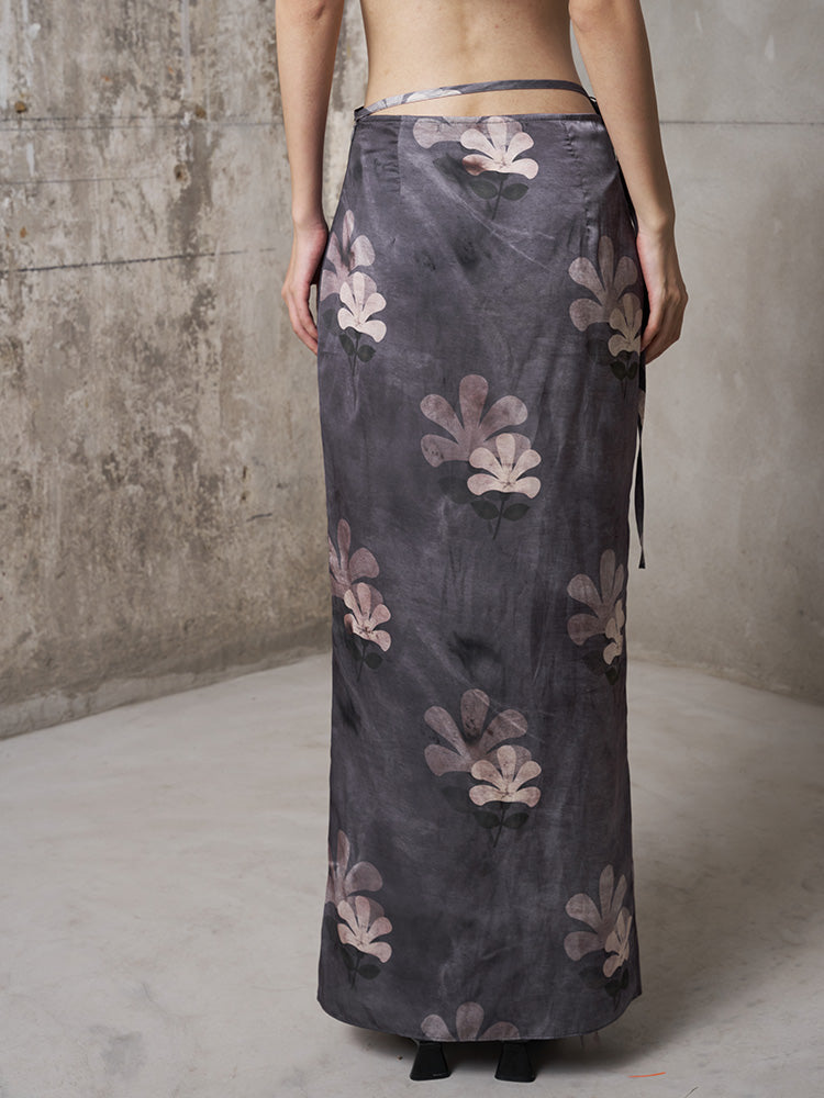 Plum Blossom Top in Black