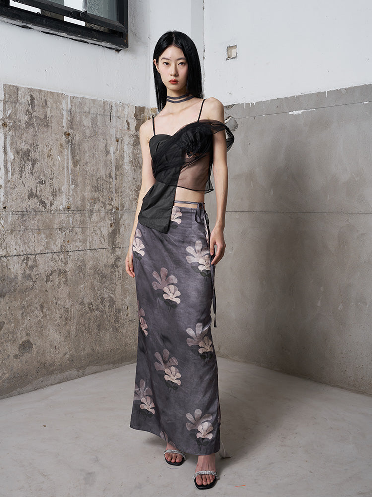 Plum Blossom Top in Black
