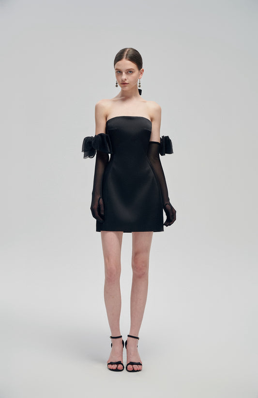 FaSogno_black_mini_dress_with_bow_gloves