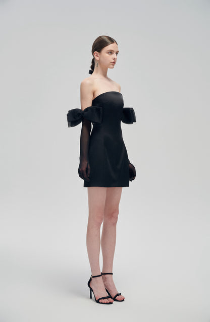 FaSogno_black_mini_dress_with_bow_gloves_side