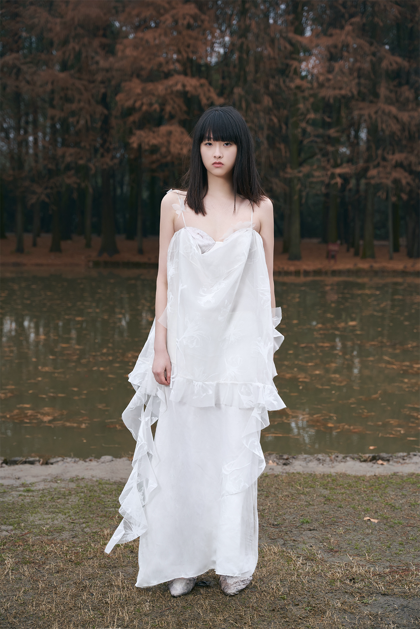 YUXUAN GIA White wedding dress resort maxi