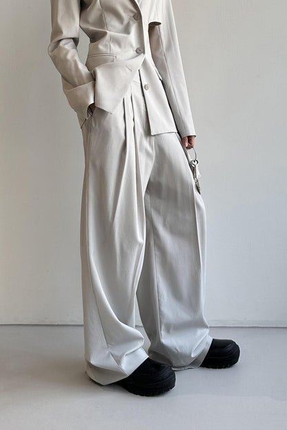 Basic Long Trousers in Light Grey