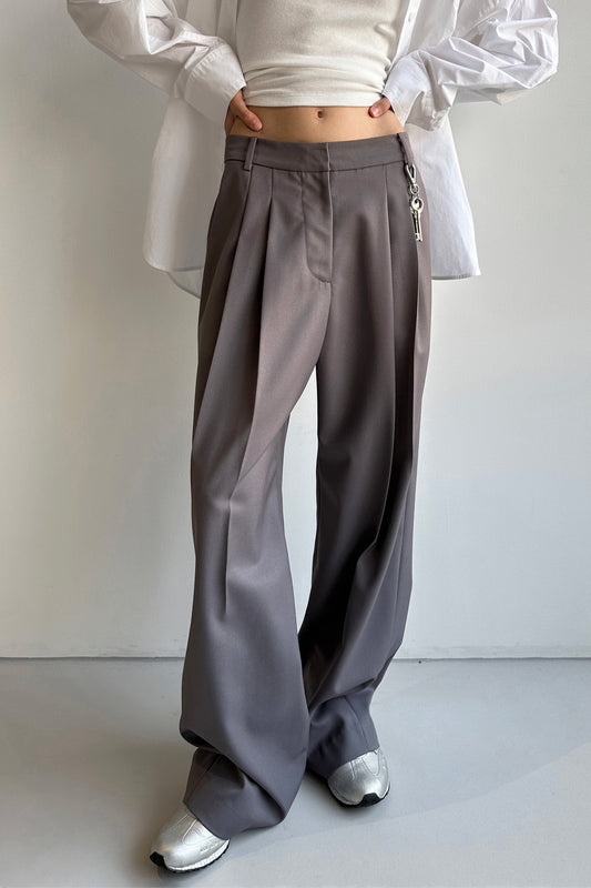 Basic Long Trousers in Purple