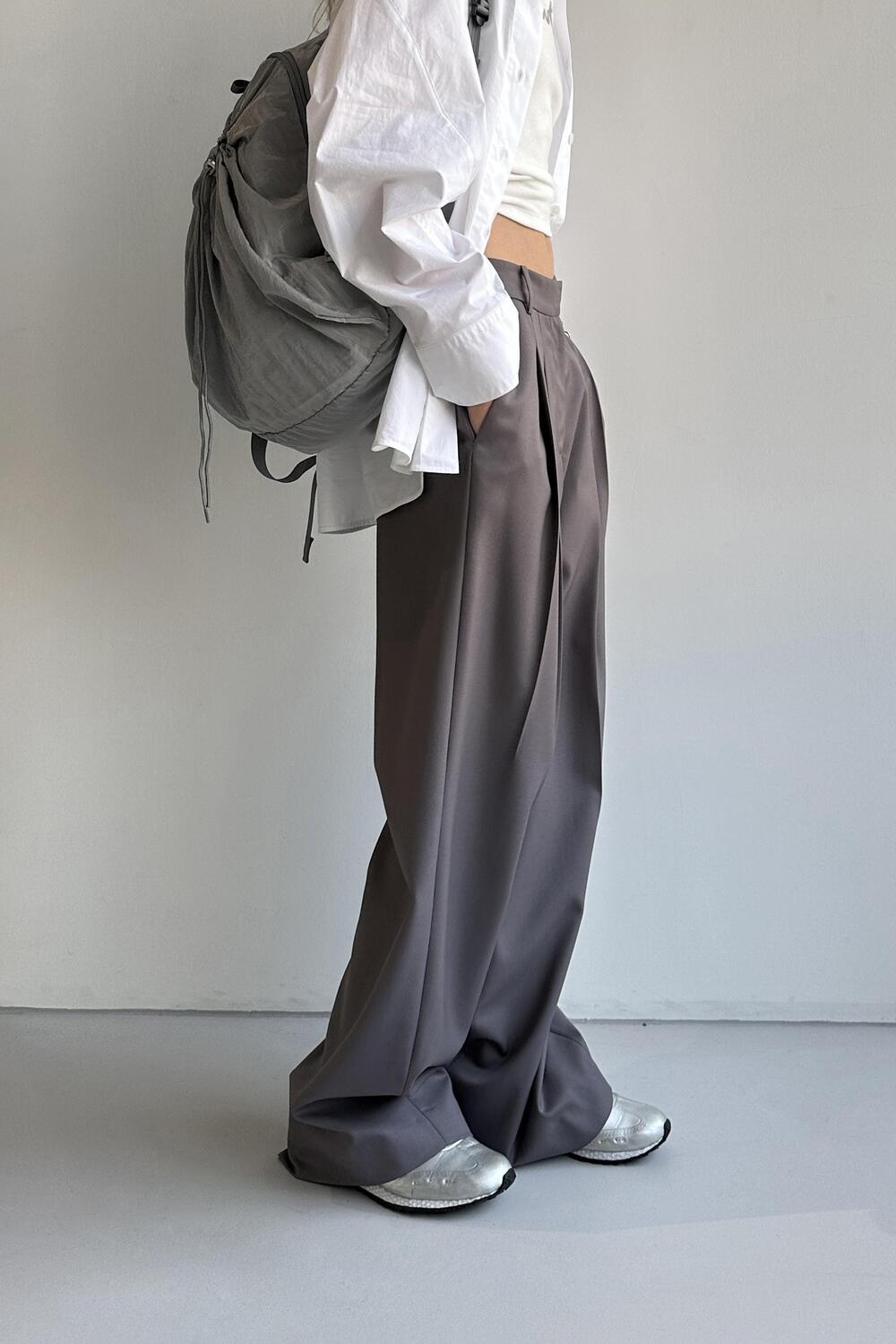 Basic Long Trousers in Purple