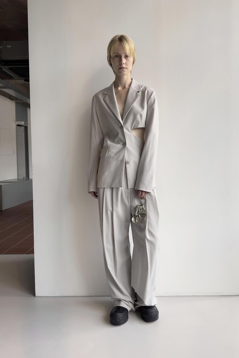 Basic Long Trousers in Light Grey